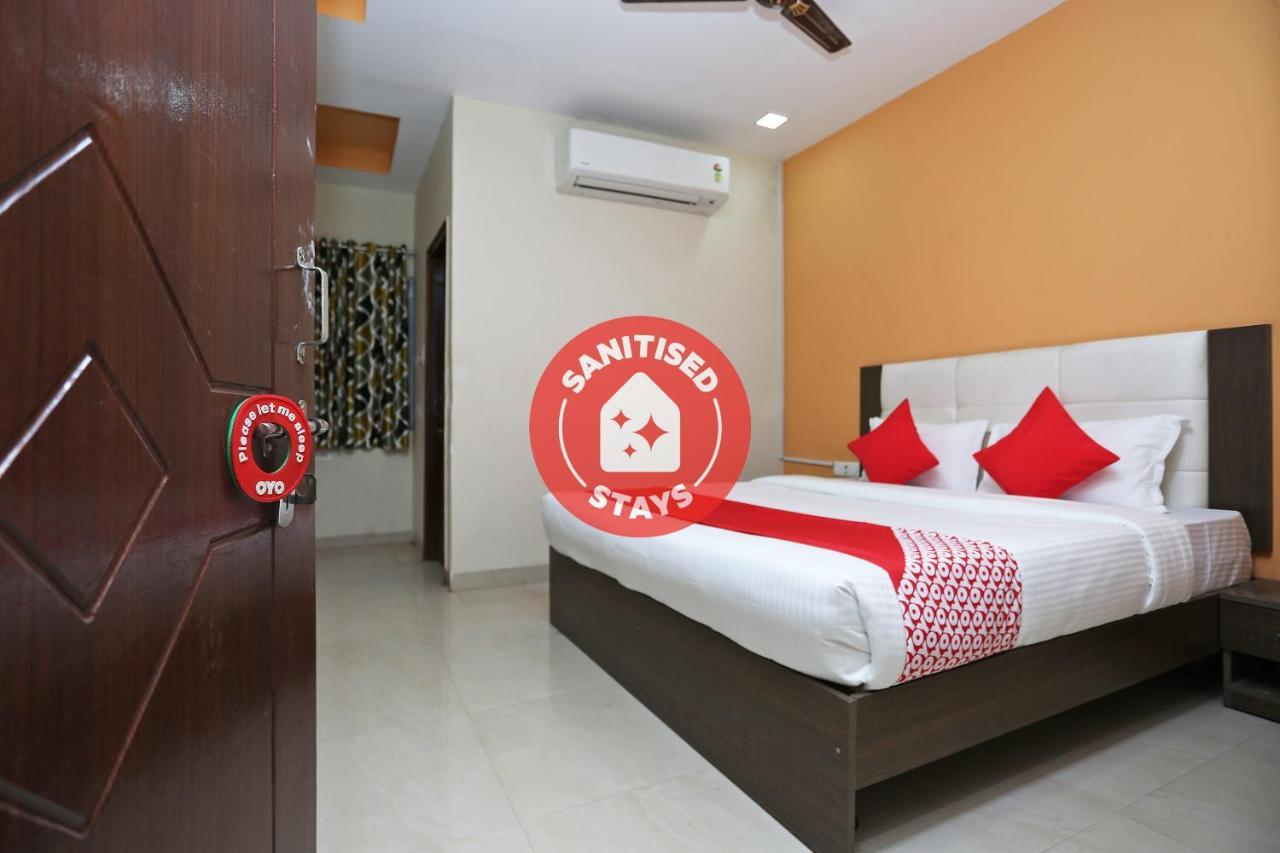 Oyo 14354 Amar Marriage Palace Hotel Dharmpura Buitenkant foto